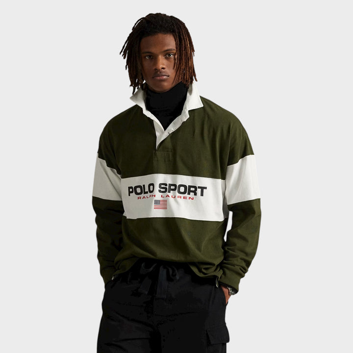 Ralph Lauren Big Fit Rugby Polo i oliven og hvid farve.