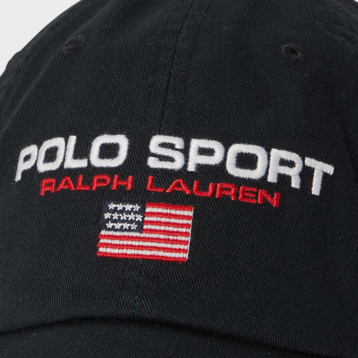 Polo Ralph Lauren twill ball cap i sort farve.