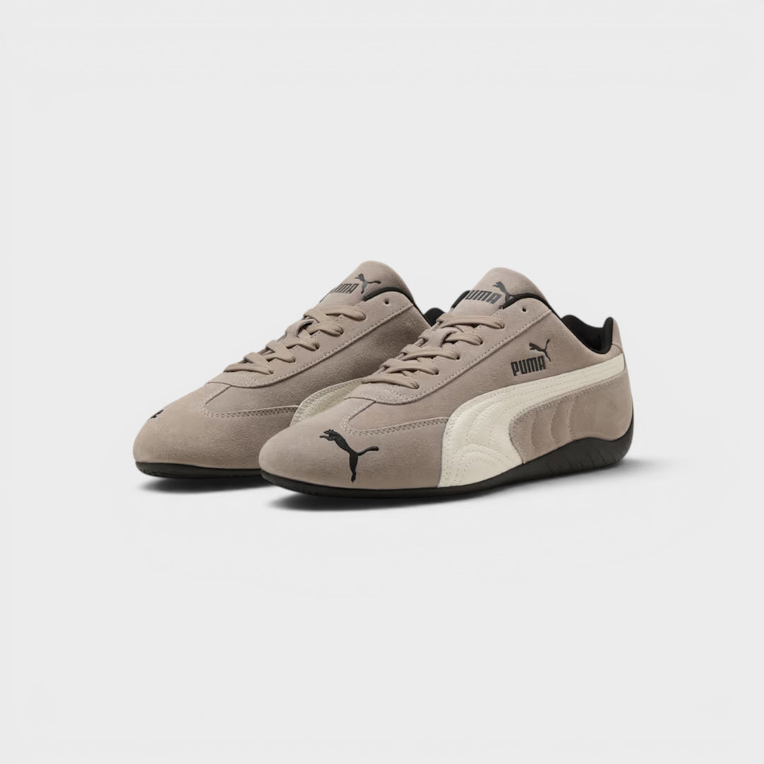 Puma Speedcat i premium ruskind med klassisk design.