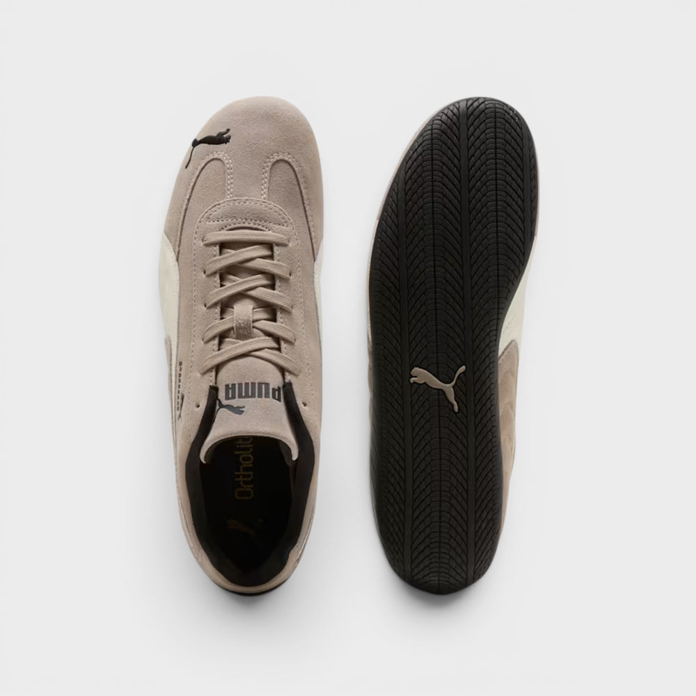 Puma Speedcat set fra siden i Grey og Black.