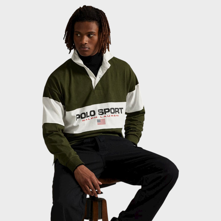 Klassisk rugby polo fra Ralph Lauren i olive og hvid.