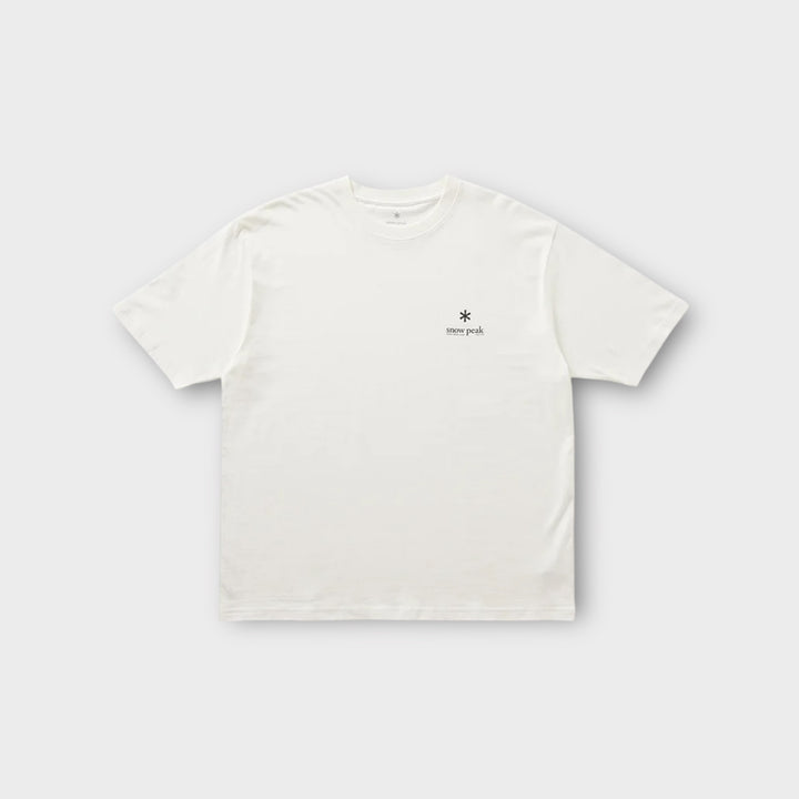 Snow Peak Cotton Relaxed Logo T-shirt i hvid set forfra