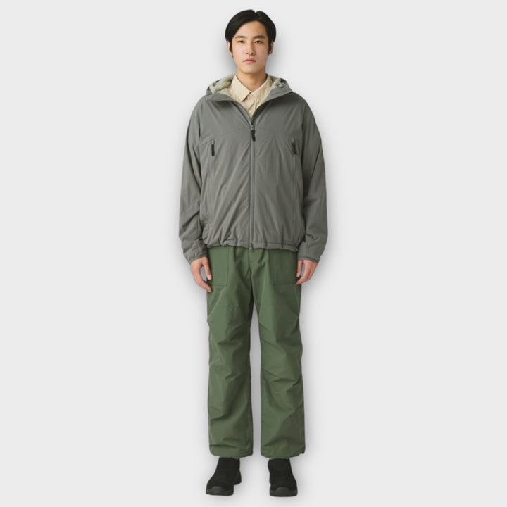 Snow Peak Insulated Jakke i grå set forfra