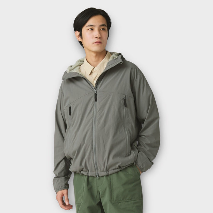 Bagside af Snow Peak Insulated Jakke i grå