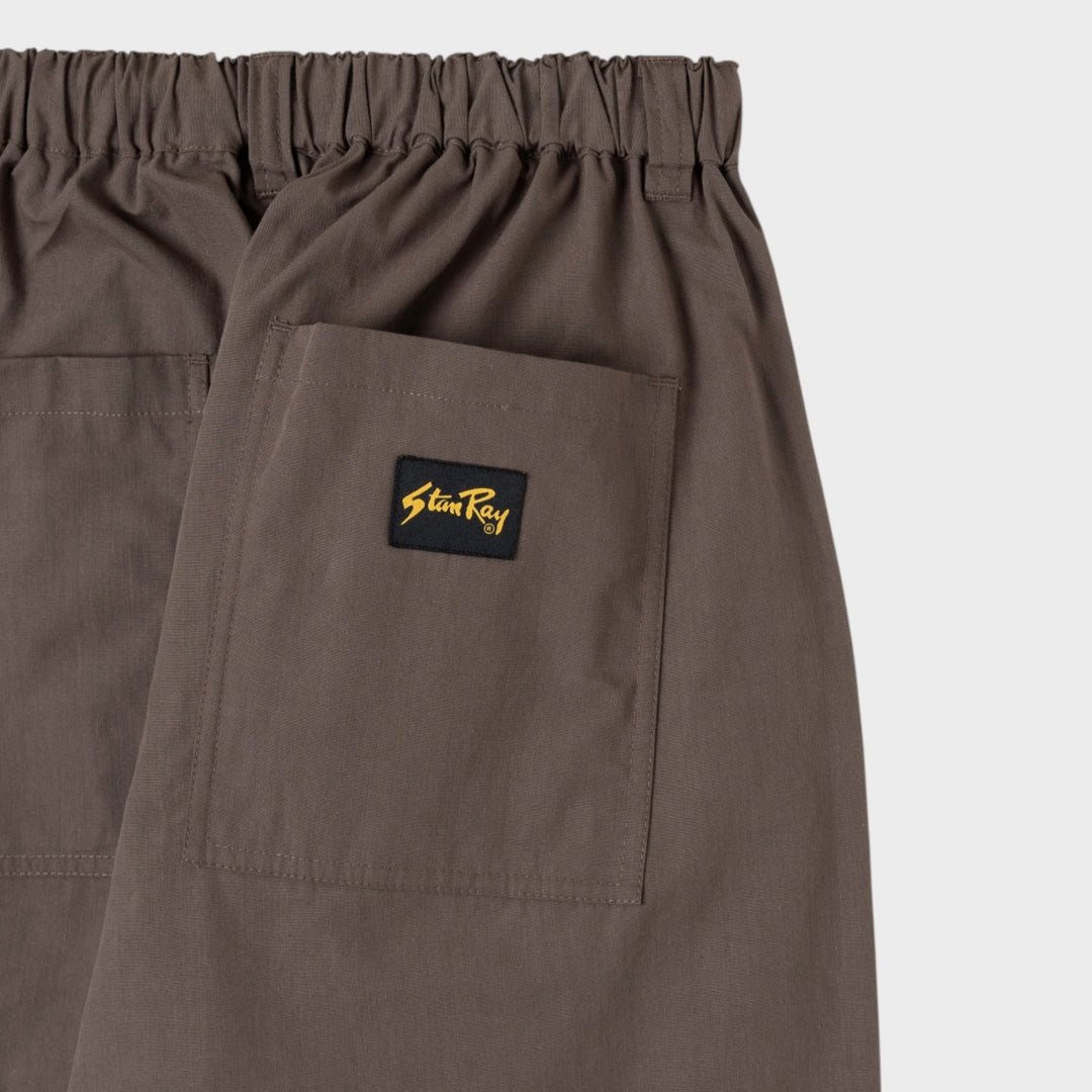 Detalje af påsyet baglomme med Stan Ray-logomærke på Jungle Pant Black