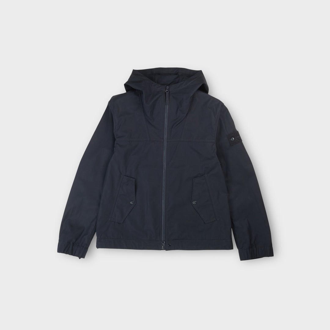 Stone Island Ghost Windproof Breathable Jacket i Navy set forfra med tone-i-tone design.