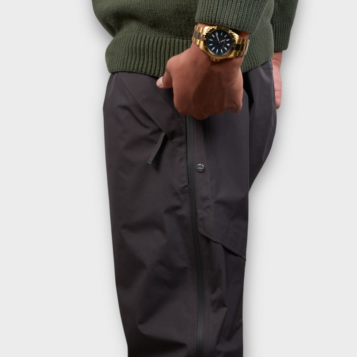 Vandtætte og åndbare Stone Island GORE-TEX bukser i grå