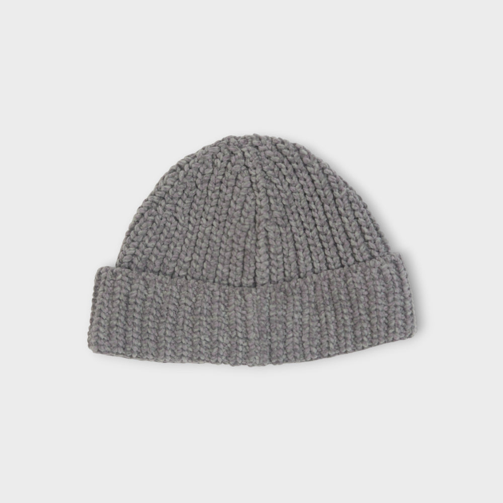 Stone Island bomuldschenille beanie i Grey Melange set bagfra