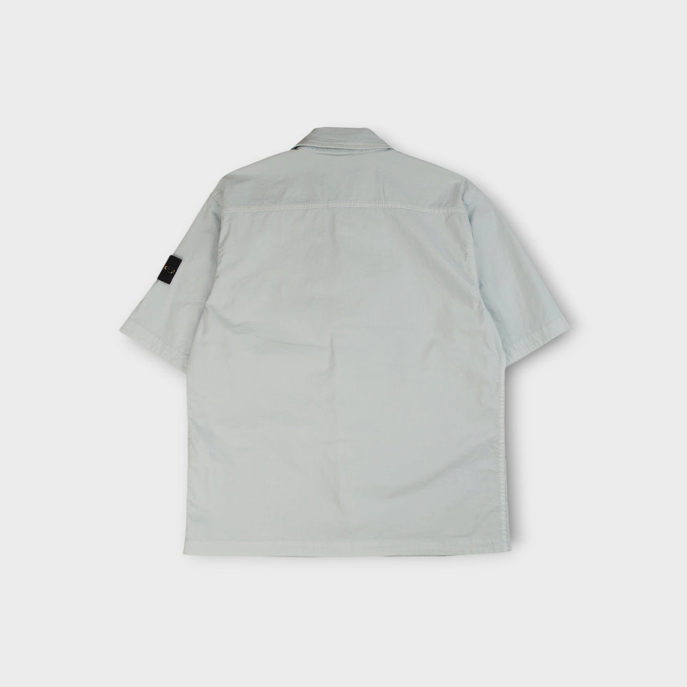 Sky blue Stone Island skjorte i økologisk bomuld med minimalistisk design