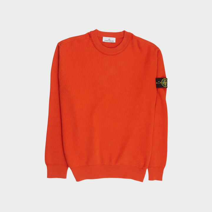Stone Island Maglia Knit i Burnt Orange set forfra med Compass Badge