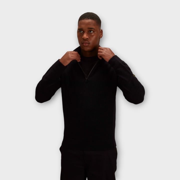 Stone Island 521A1 Q-Zip Knit In Black