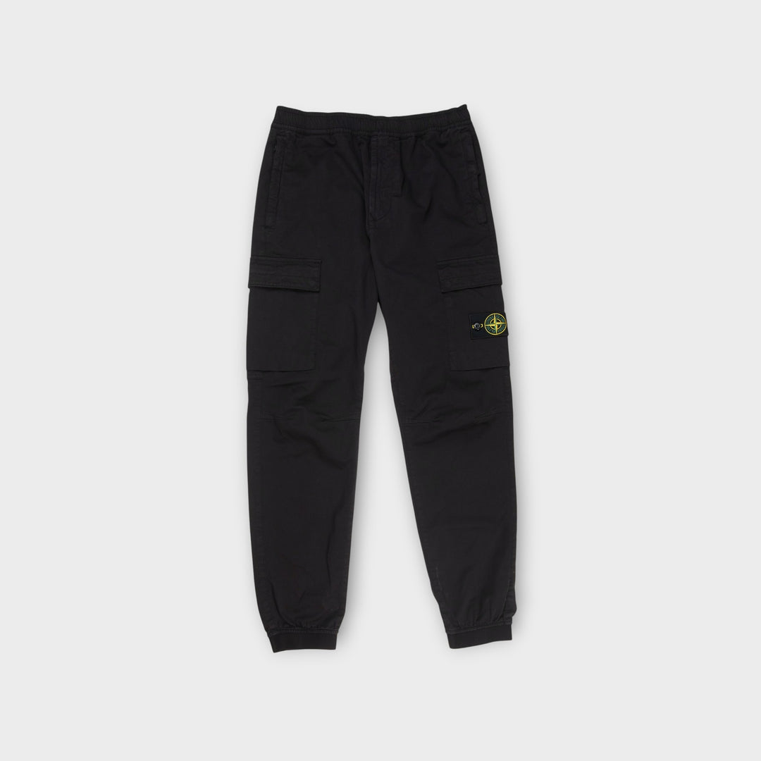 Stone Island Regular Tapered Fit Jogger Trousers i sort.