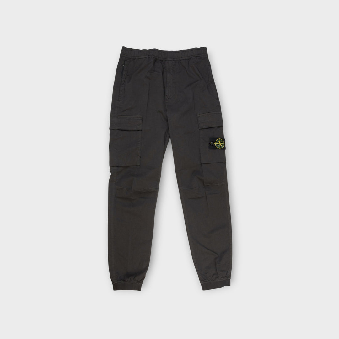 Stone Island Regular Tapered Fit Jogger Trousers i lead grey.