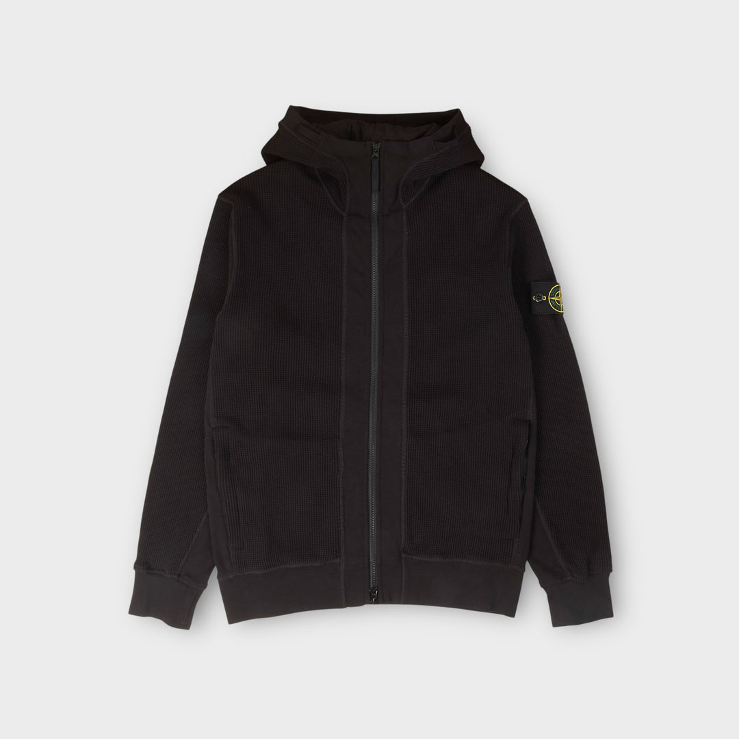 Stone Island Waffle Fleece Hooded Sweatshirt i sort med badge på ærmet.