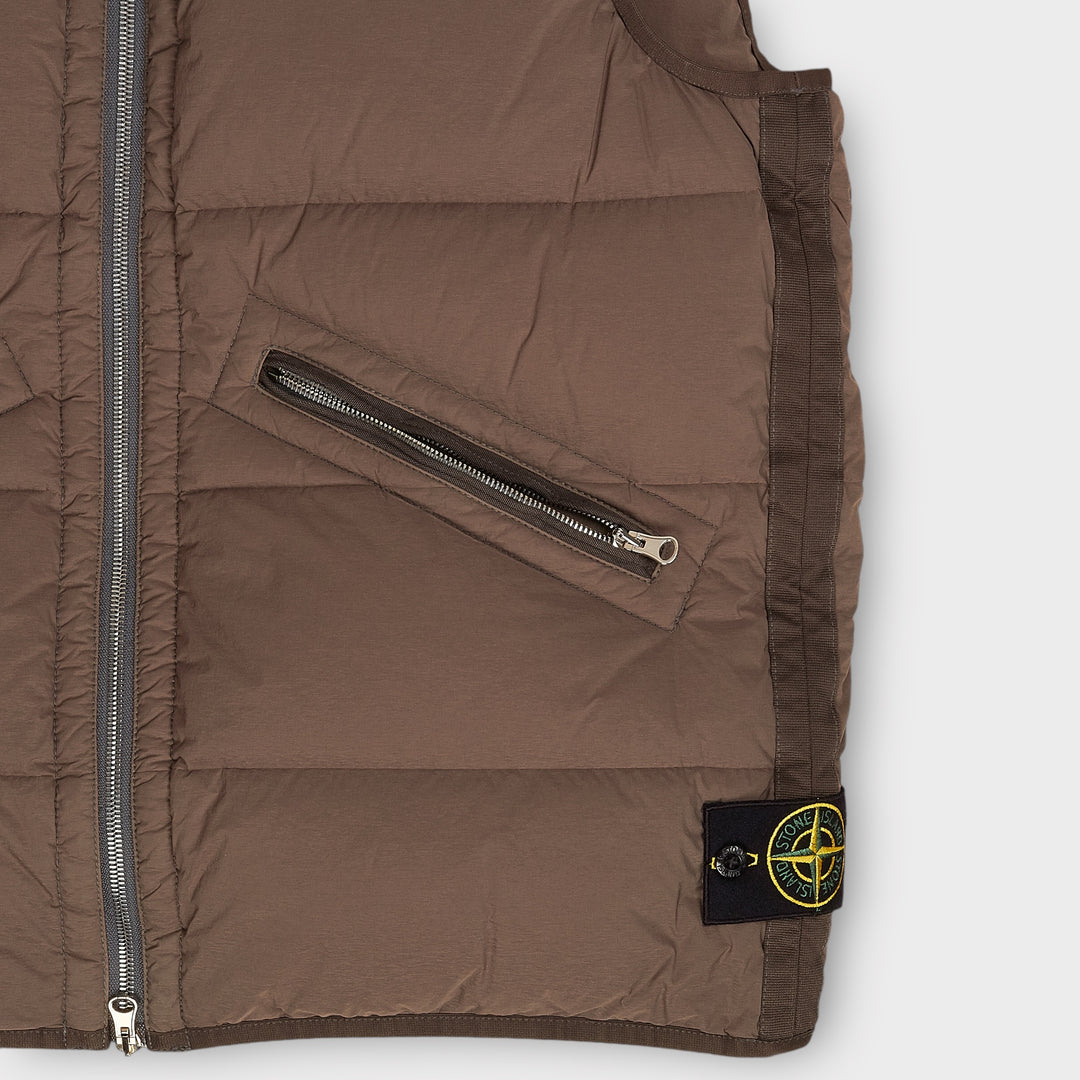 Stone Island G0828 Seamless Tunnyl Nylon Down-tc Vest In Brown