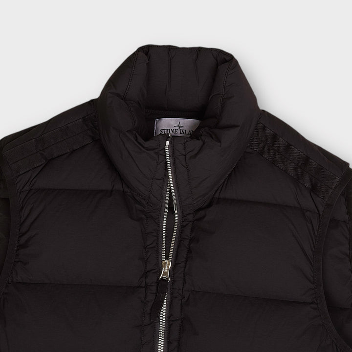 Stone Island G0828 Seamless Tunnyl Nylon Down-tc Vest In Black