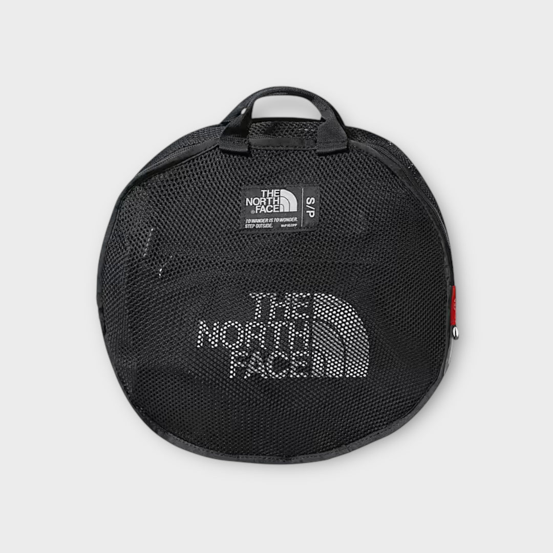 The North Face Base Camp Small duffel bag i sort.