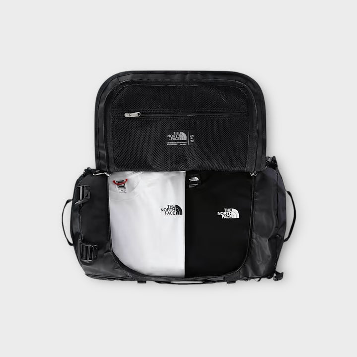 The North Face Base Camp 50L rejsetaske i sort.