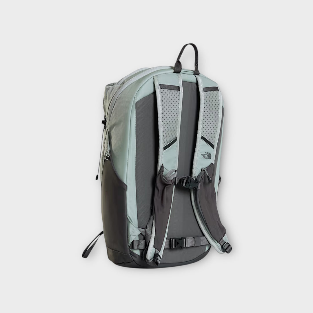 The North Face Borealis rygsæk i Rise Grey med komfortabel pasform.