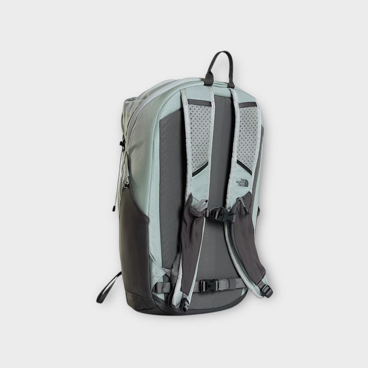 The North Face Borealis rygsæk i Rise Grey med komfortabel pasform.
