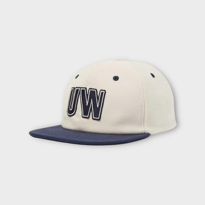 Universal Works Canvas Baseball Hat i Ecru/Navy