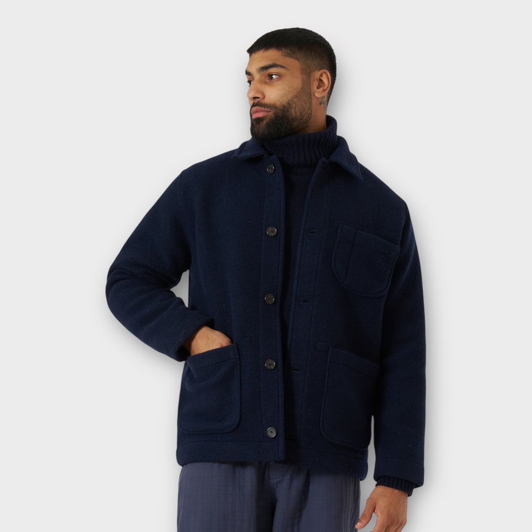 Universal Works Techno Melton Jakke i Navy Check med logo