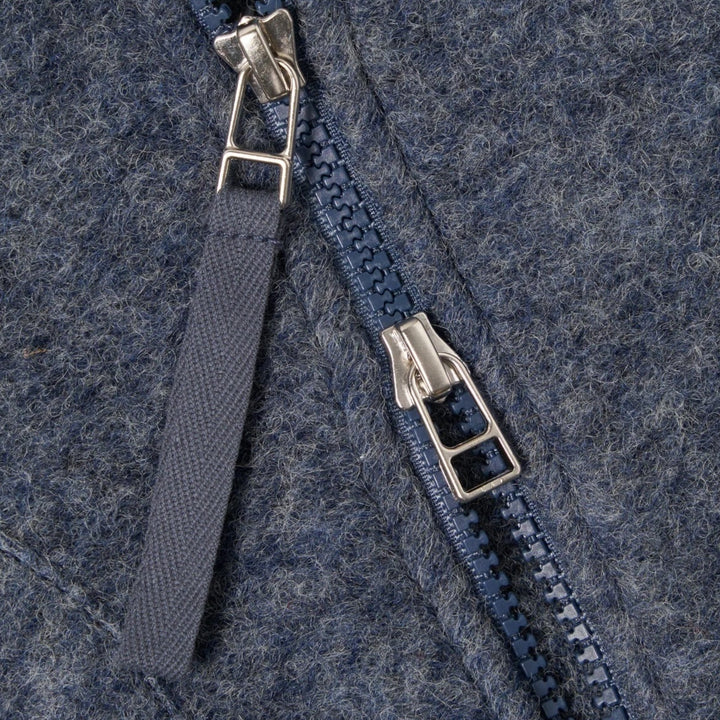 Universal Works Wool Fleece Vest i State Blue set bagfra